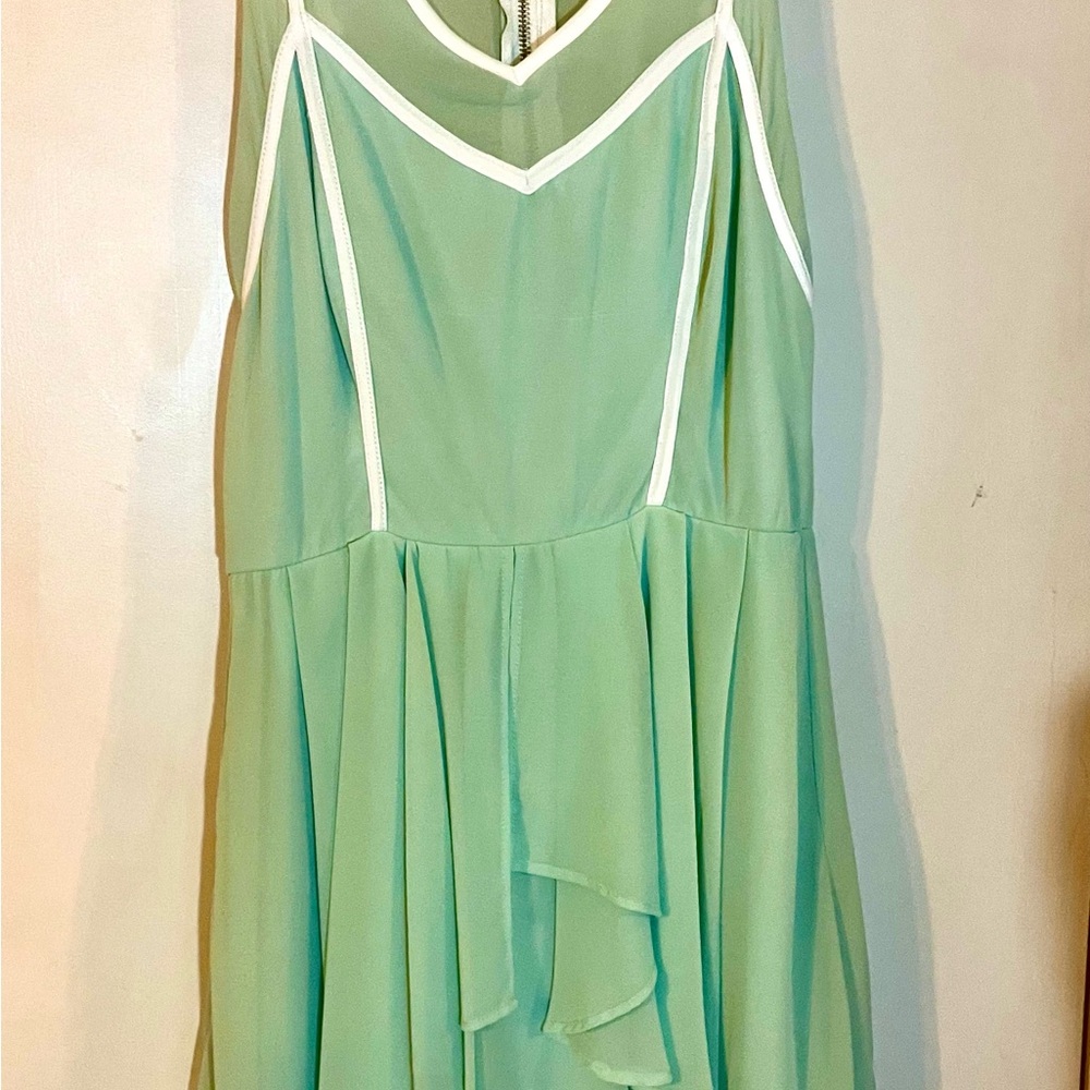 Mint Green Sleeveless Dress NWT SZ 11